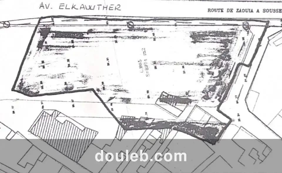 Terrain stratégique r8 sousse idéal promoteurs à Tunis
