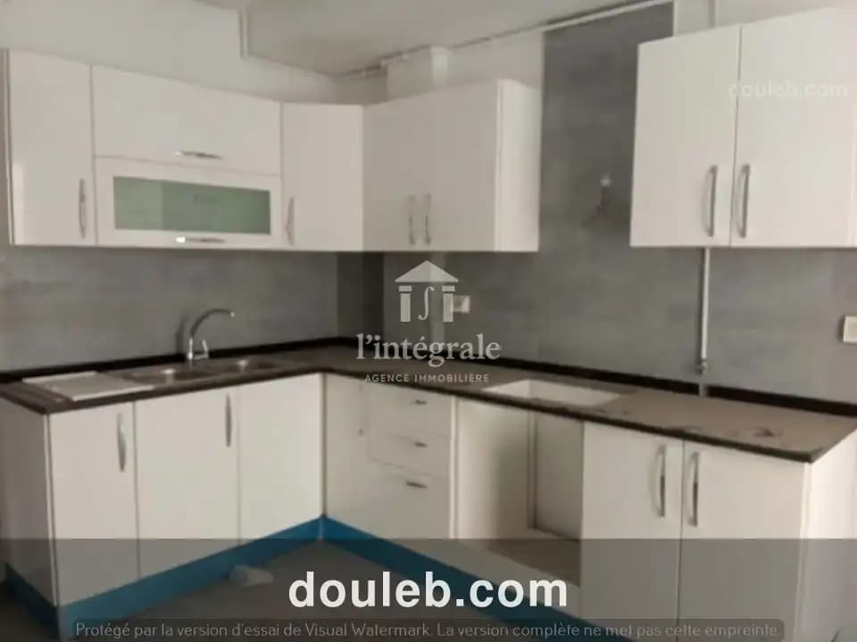 Coquet appartement s3 ennaser à Tunis