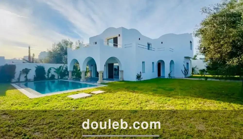 V596 villa arcadia el monchar à Tunis