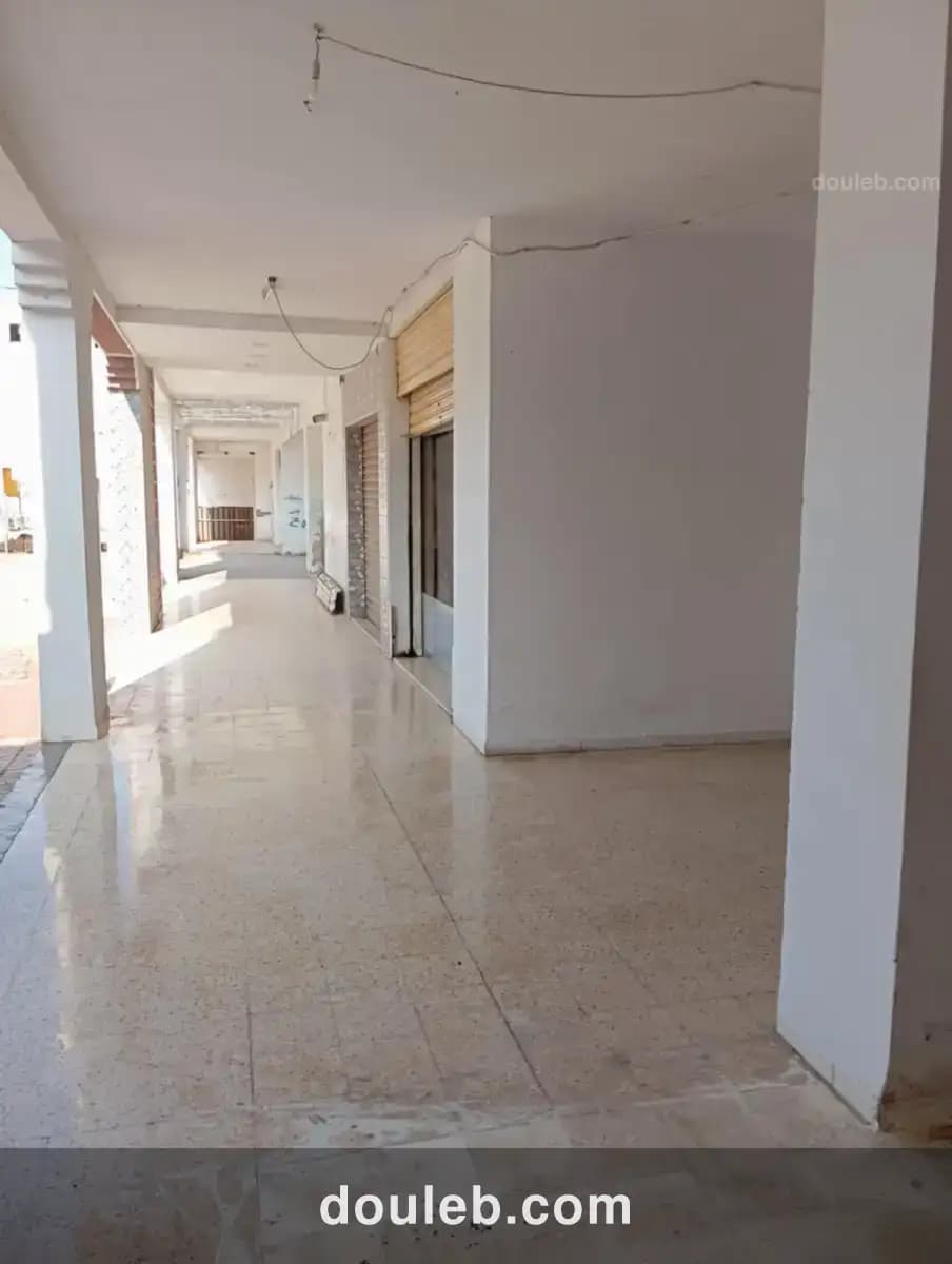 Local commerciale mourouj3 à Tunis