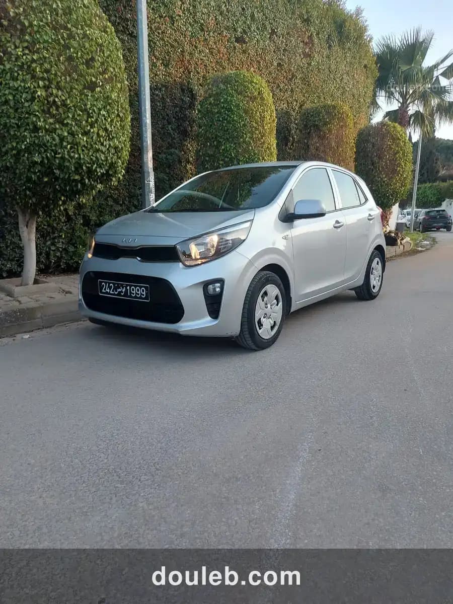 8500 km seulement première main à Tunis