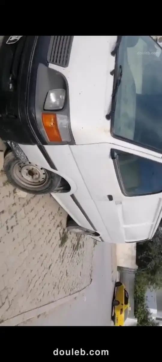 Deux hiaces à Tunis