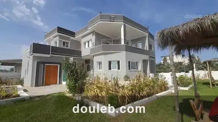Villa bord de mer à kélibia dar allouche à Tunis