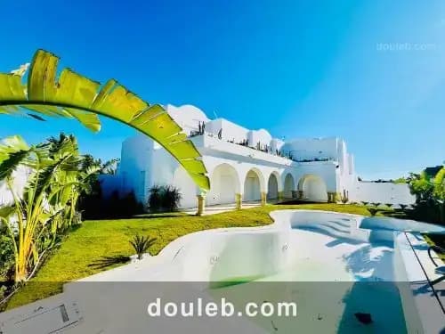 V588 villa prada prada villa à Tunis