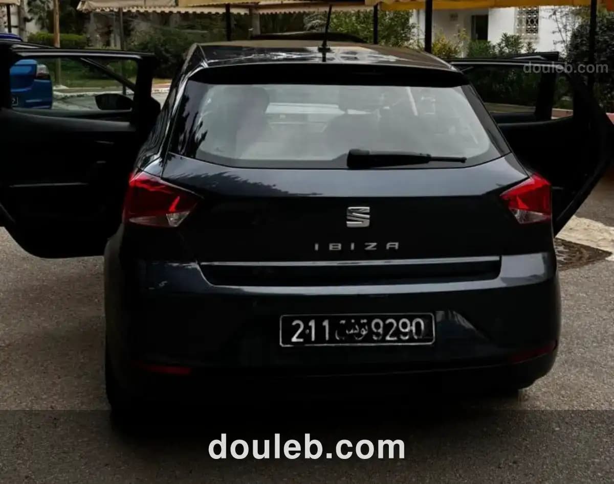 Seat ibiza première main en très bon état à Tunis