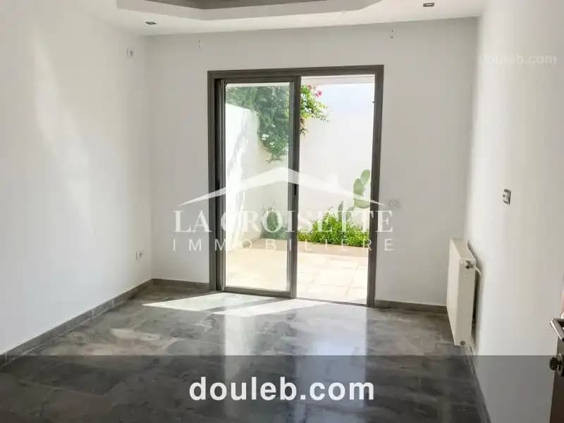 Triplex s4 avec piscine à gammarth mtrl0019 - Miniature 4