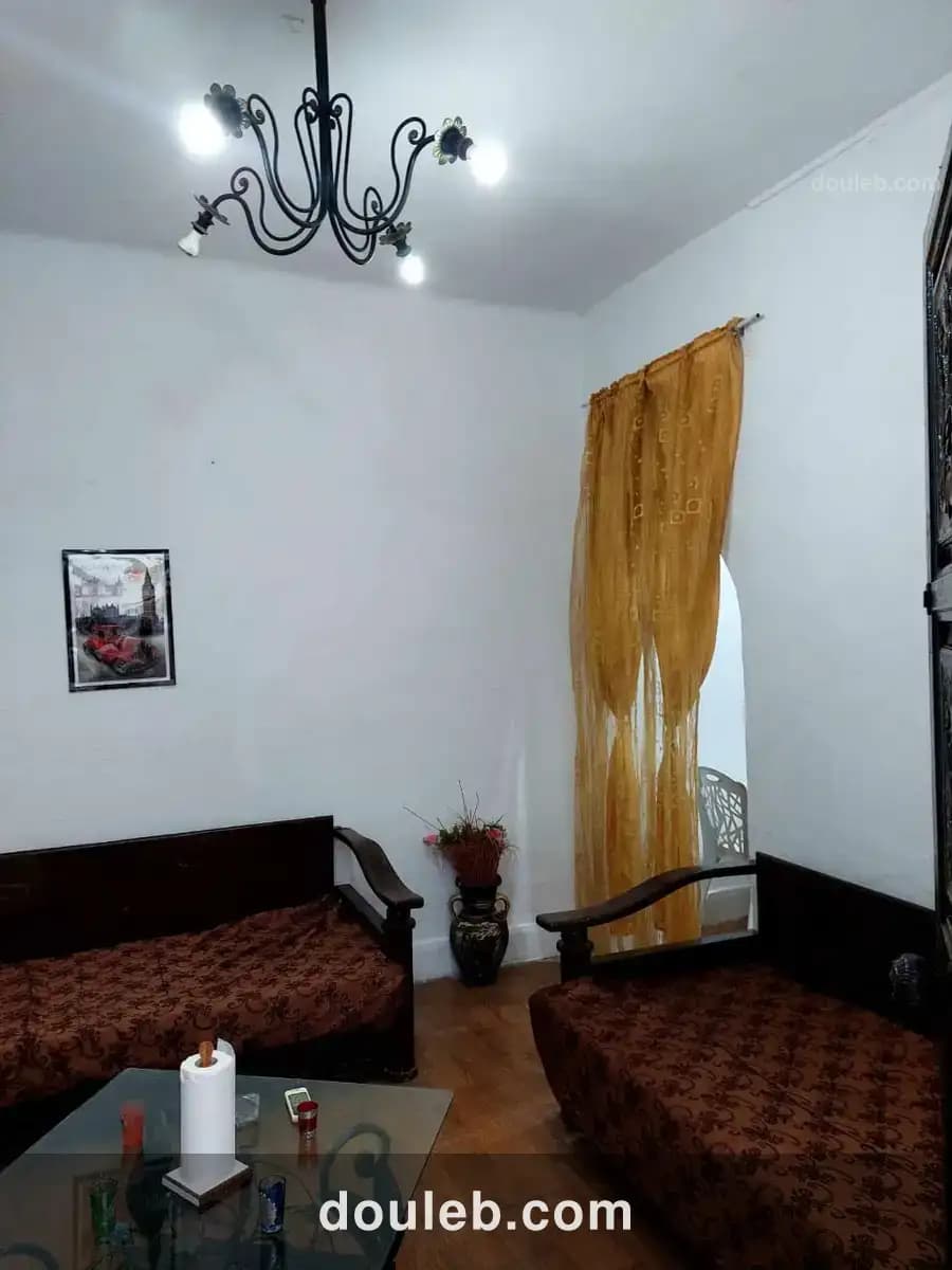 Studio meublée - Miniature 2