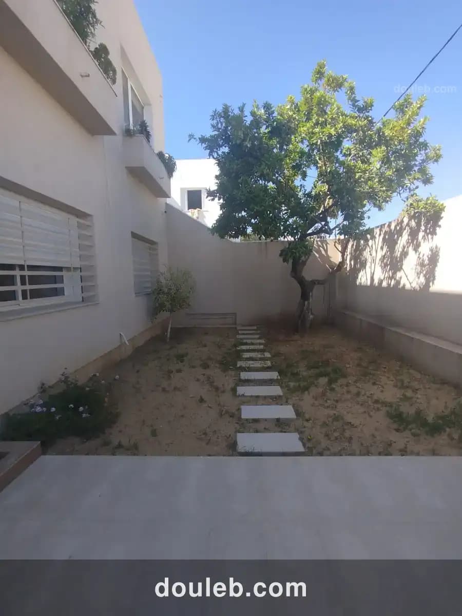 Un rdc de villa s3 haut standing à mutuelle ville - Miniature 5