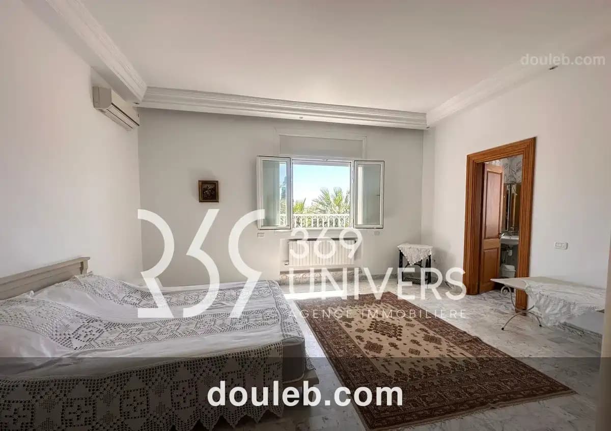 Etage meublé avec terrasse à la marsa - Miniature 4