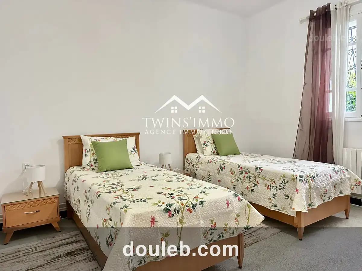 Rez de chaussée de villa meublé à marsa corniche - Miniature 5