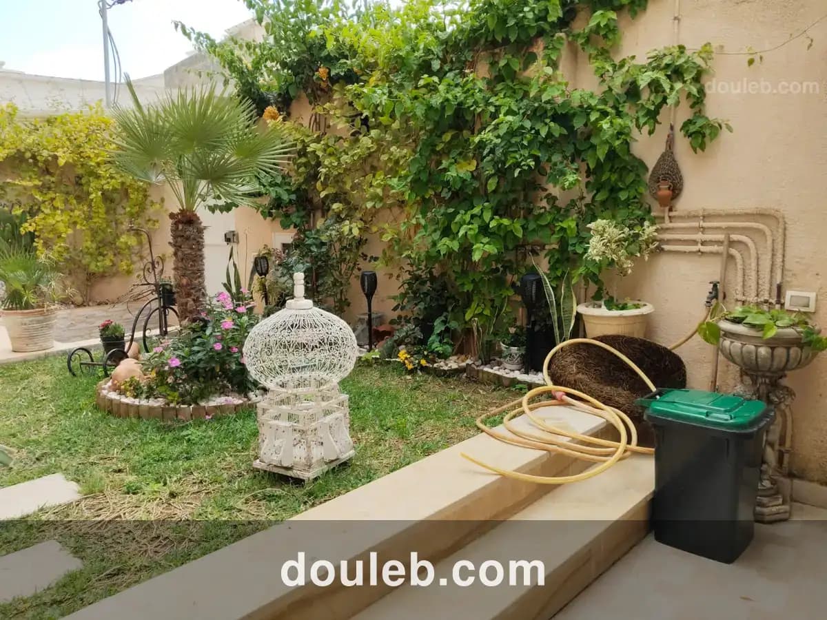 Ariana cité ennozha vnt petit immeuble - Miniature 2