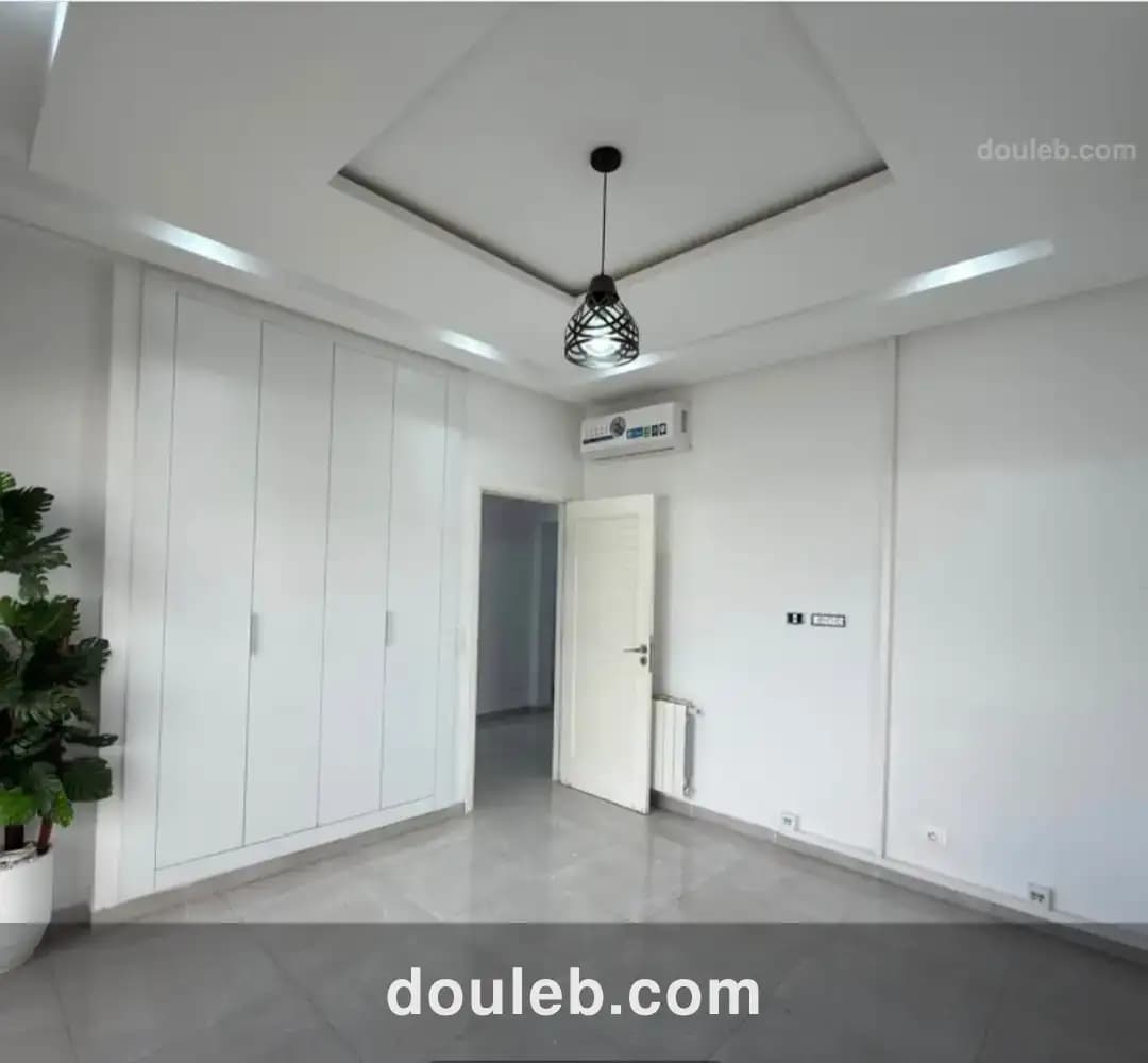 Bureau à arianna hs - Miniature 4