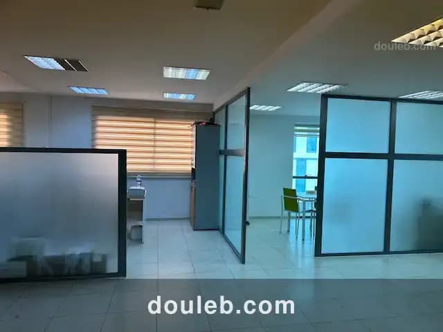 Bureaux 226 m2 - Miniature 4