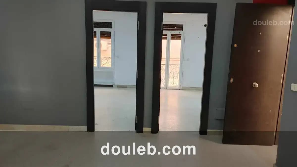 Immeuble titré centre ville - Miniature 2