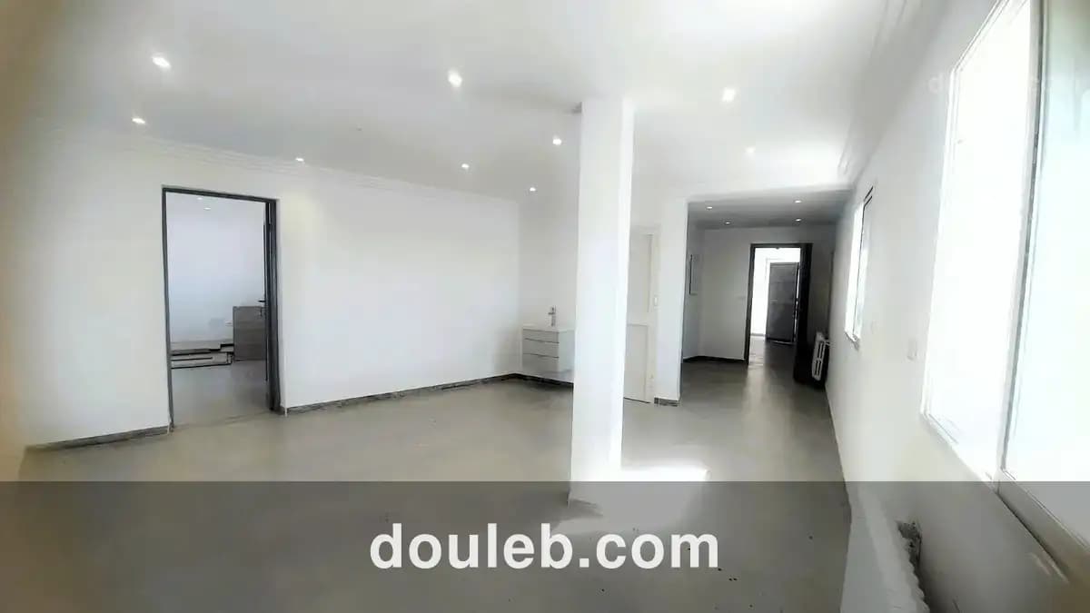 Cabinet médical neuf à el ghazela - Miniature 5