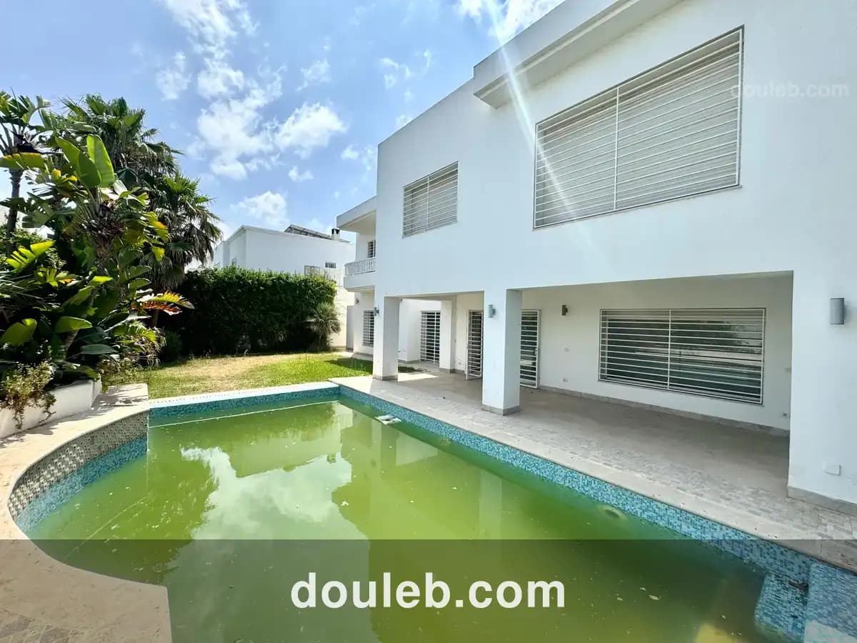 Villa élégante avec piscine à gammarth - Photo 1