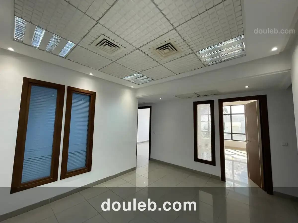 Bureau h5 au lac2 - Miniature 5