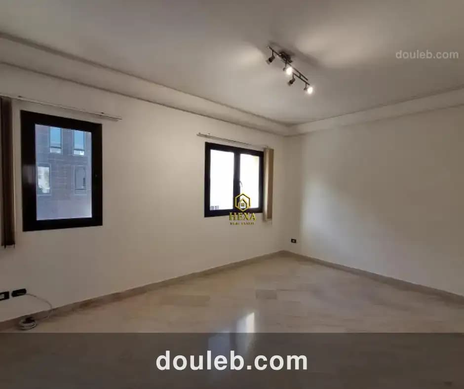 Hall 2 au lac 1 avec balcon - Photo 1