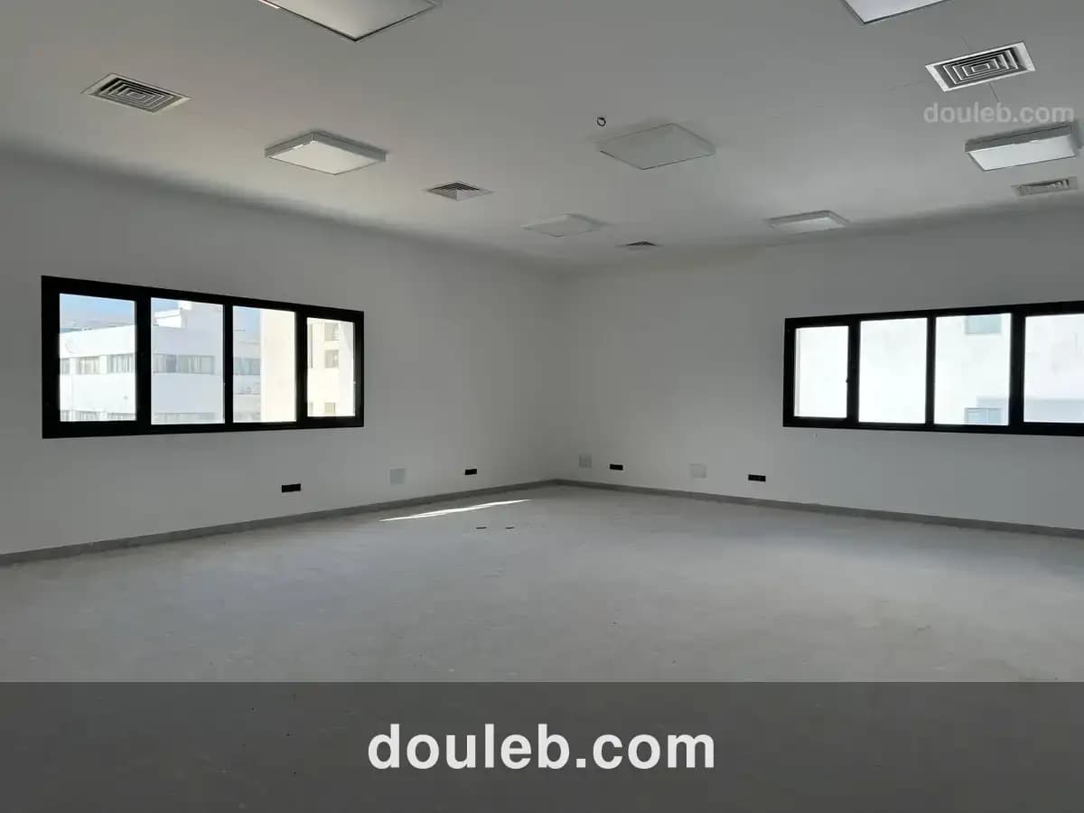 Immeuble bureautique neuf 4800 m2 au lac 3 kram - Miniature 3