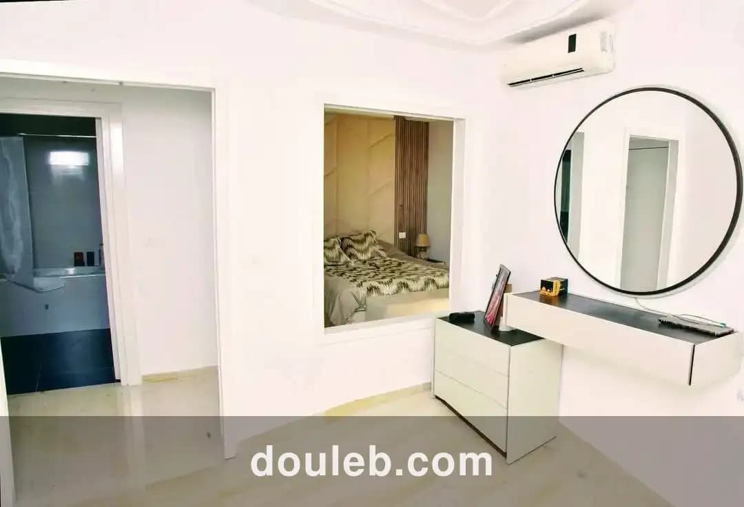 Appartement meublé s2 ennasr près amilcar - Miniature 5