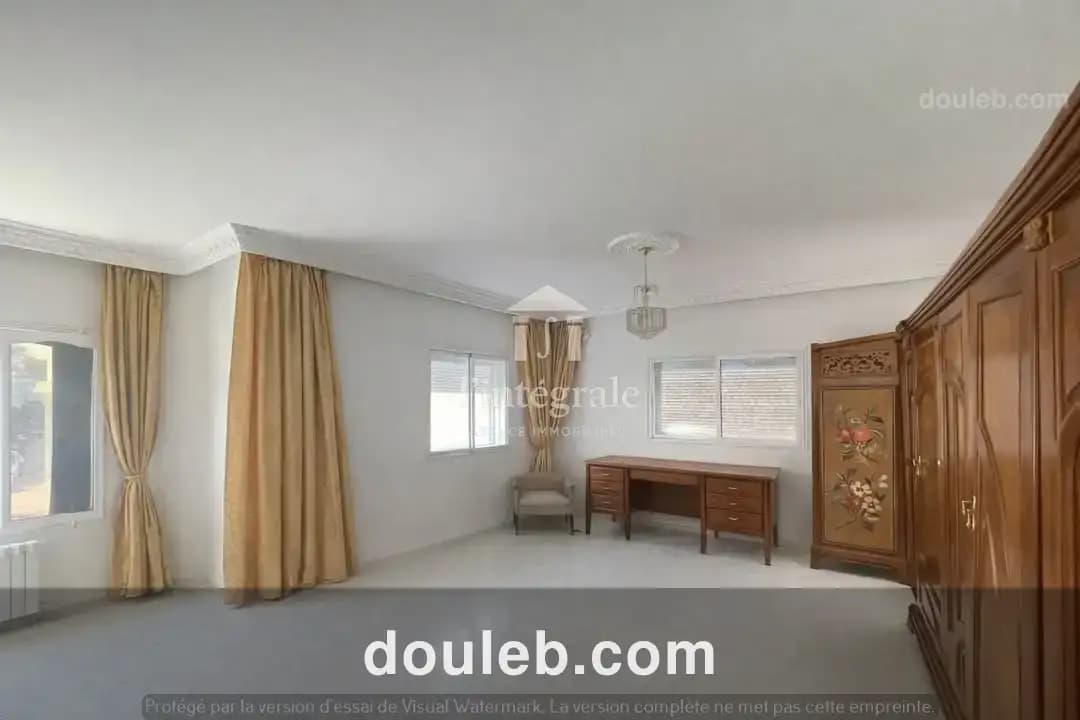 Belle villa 3 niveaux - Miniature 3