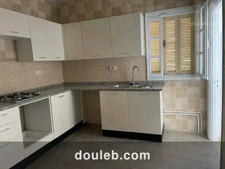 Un appart s 4 menzah 9 à Tunis