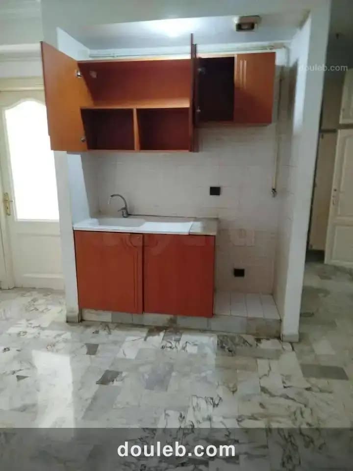 Joli appartement s1 à el menzah 7 bis - Miniature 4