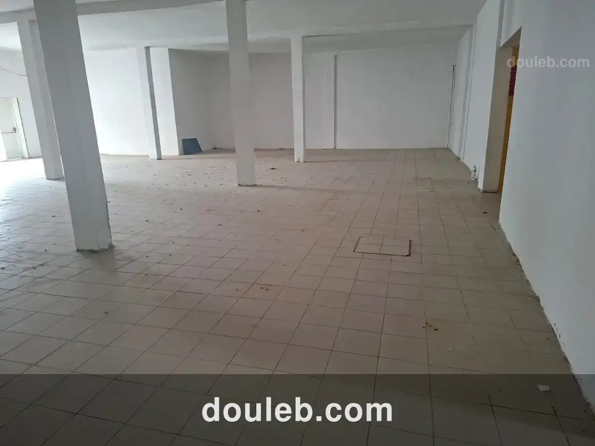 Dépôt a la soukra chotrana 1 400m2 - Miniature 4