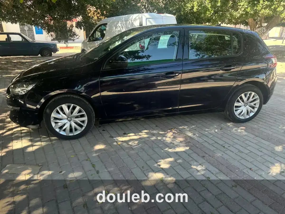 Voiture peugeot 308 importée - Miniature 3