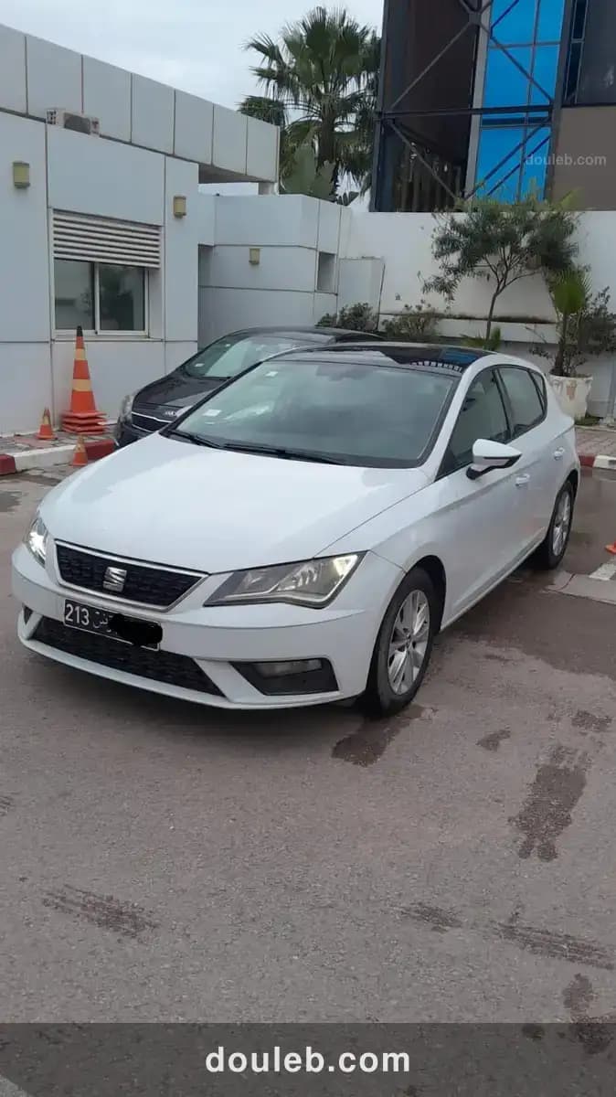 Première main à Tunis