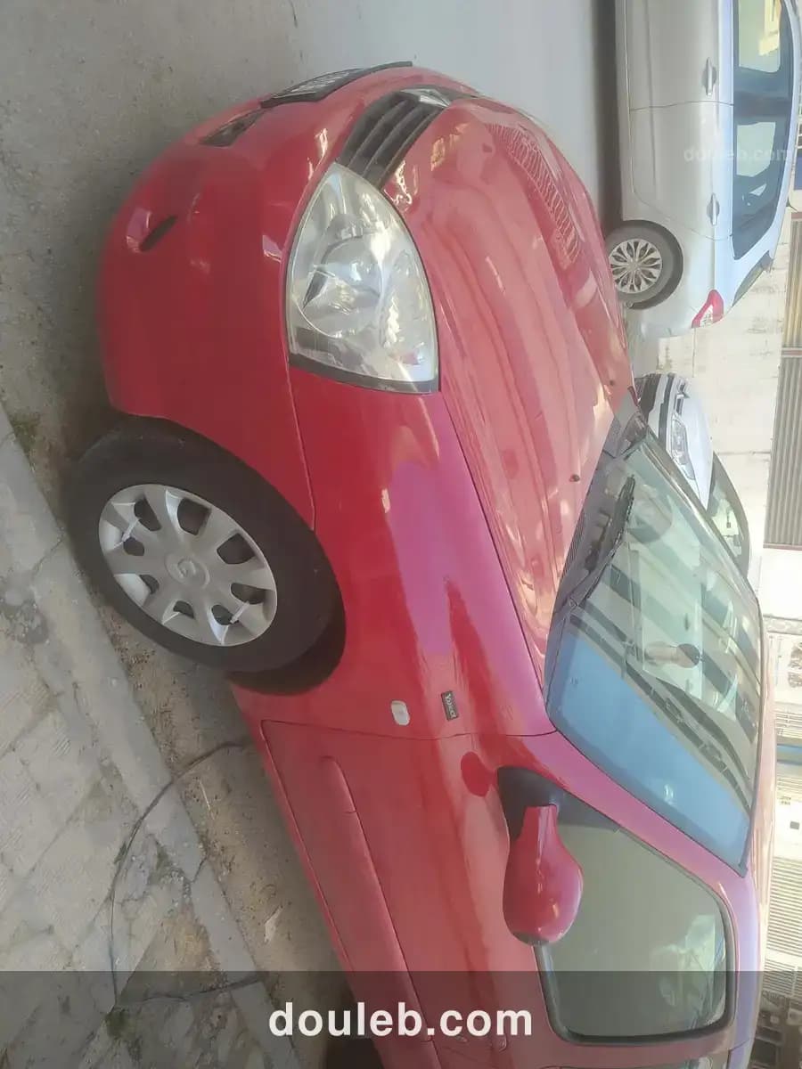 Renault clio campus très bon état à Tunis