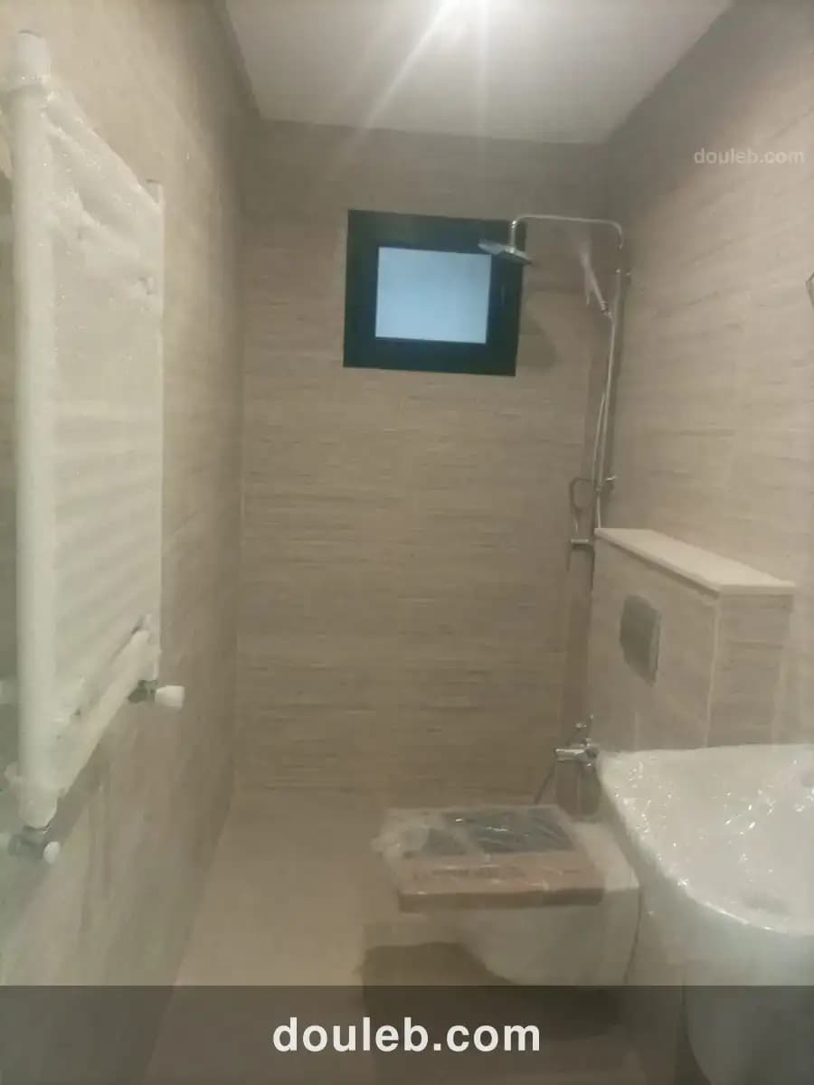 Résidence privée nouvellement construite - Photo 1