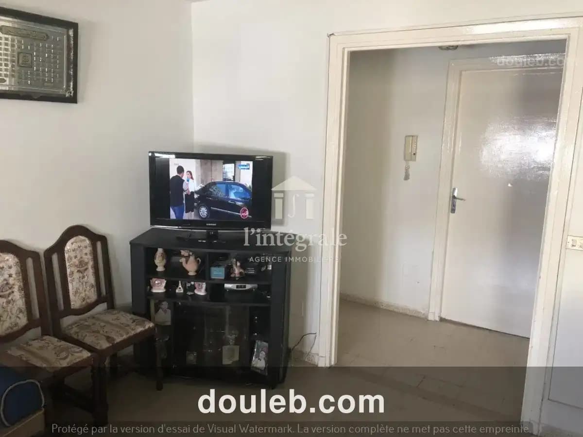 Bel appart s3 meublé - Miniature 4