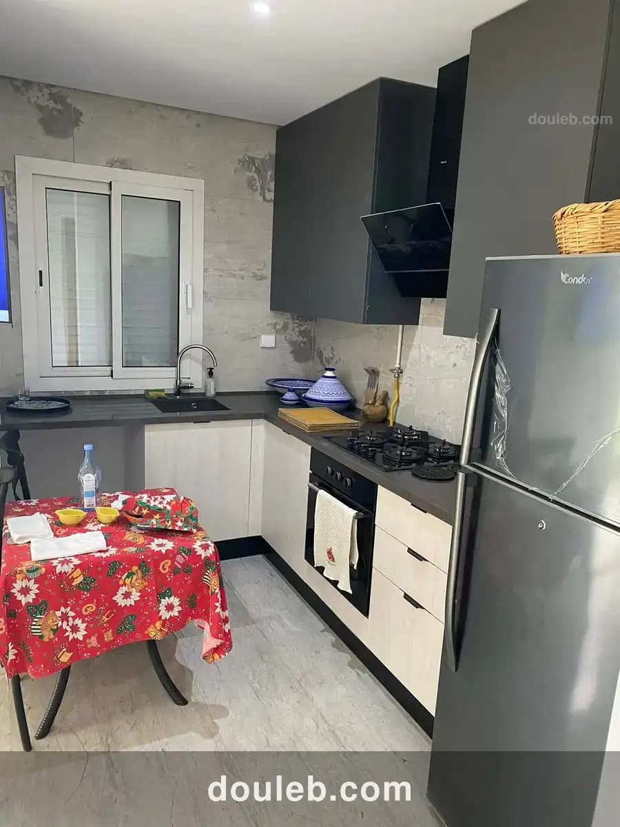 Appartement tout neuf richement meublé - Miniature 4