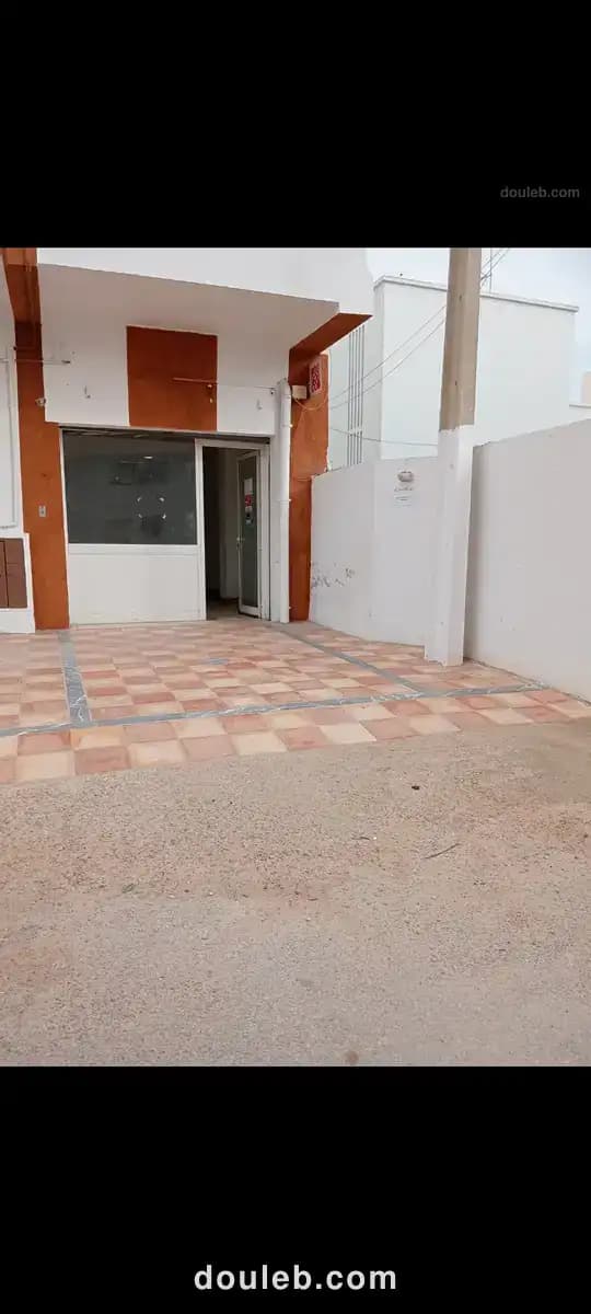 Un local route el ain - Photo 1