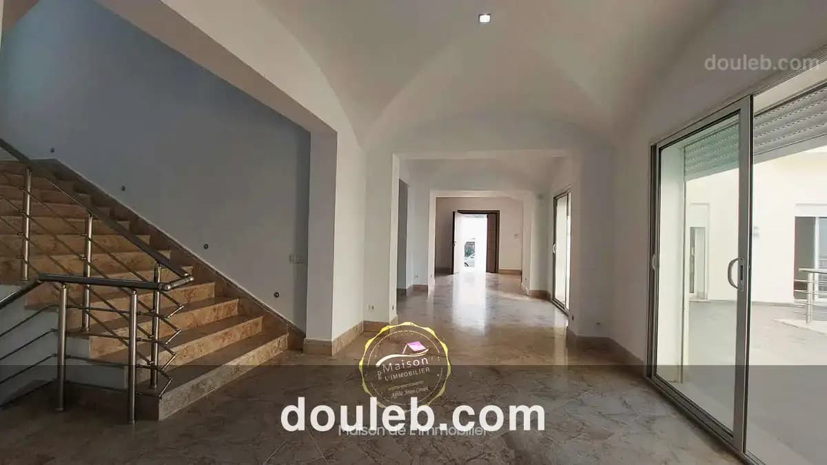 Villa de maitre au lac 2 - Miniature 2