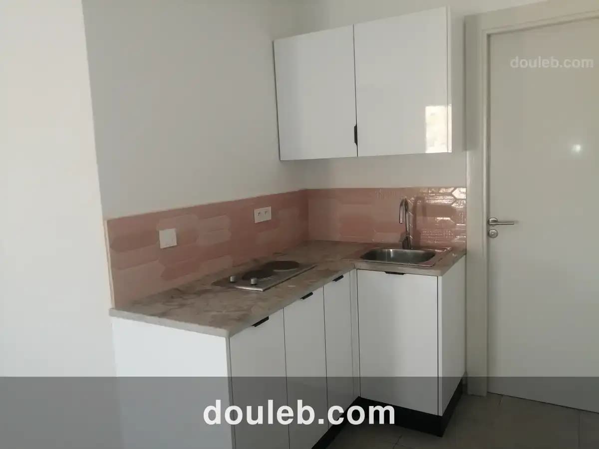 Joli studio s1 au rdc - Miniature 3