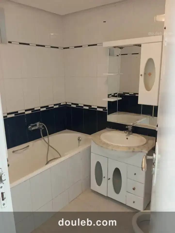 Joli appartement bien équipée - Miniature 5