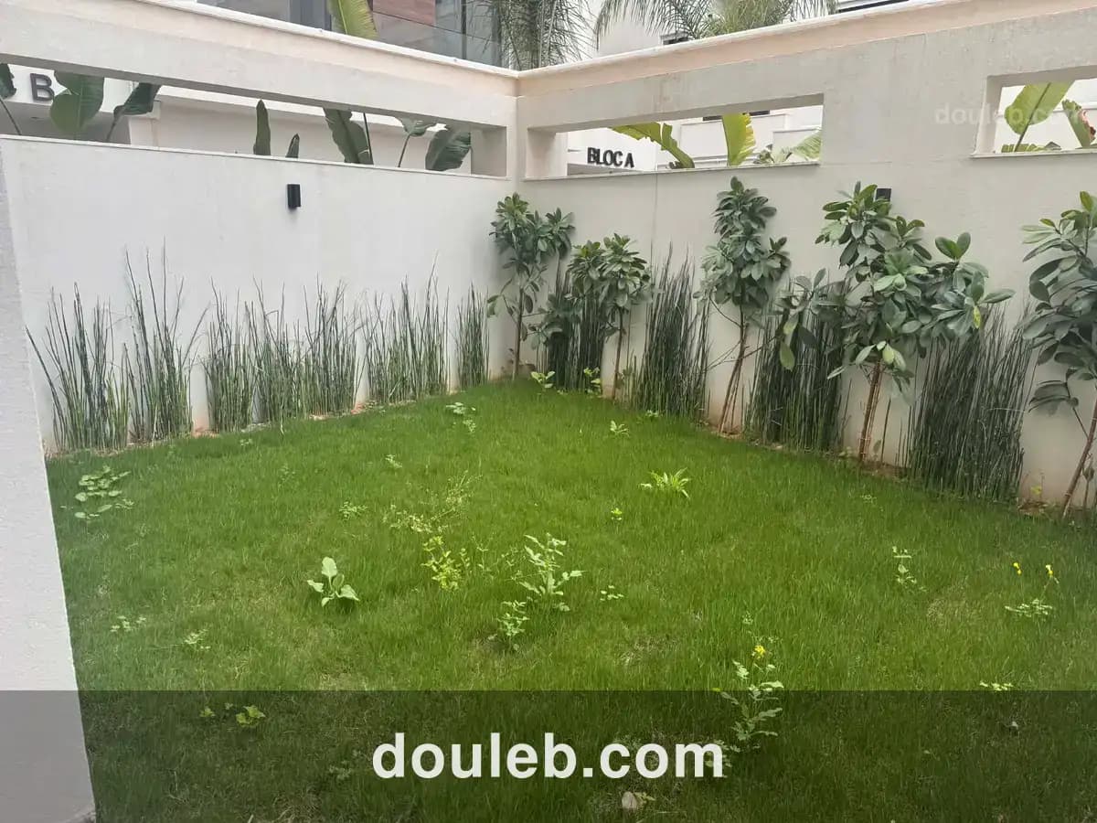 S1 neuf avec jardin privatif aux jardins de carth - Miniature 3