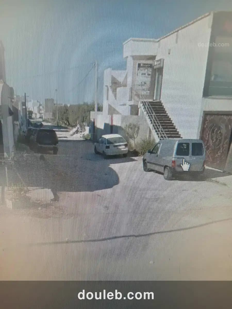 Terrain pour affaire en or - Miniature 5