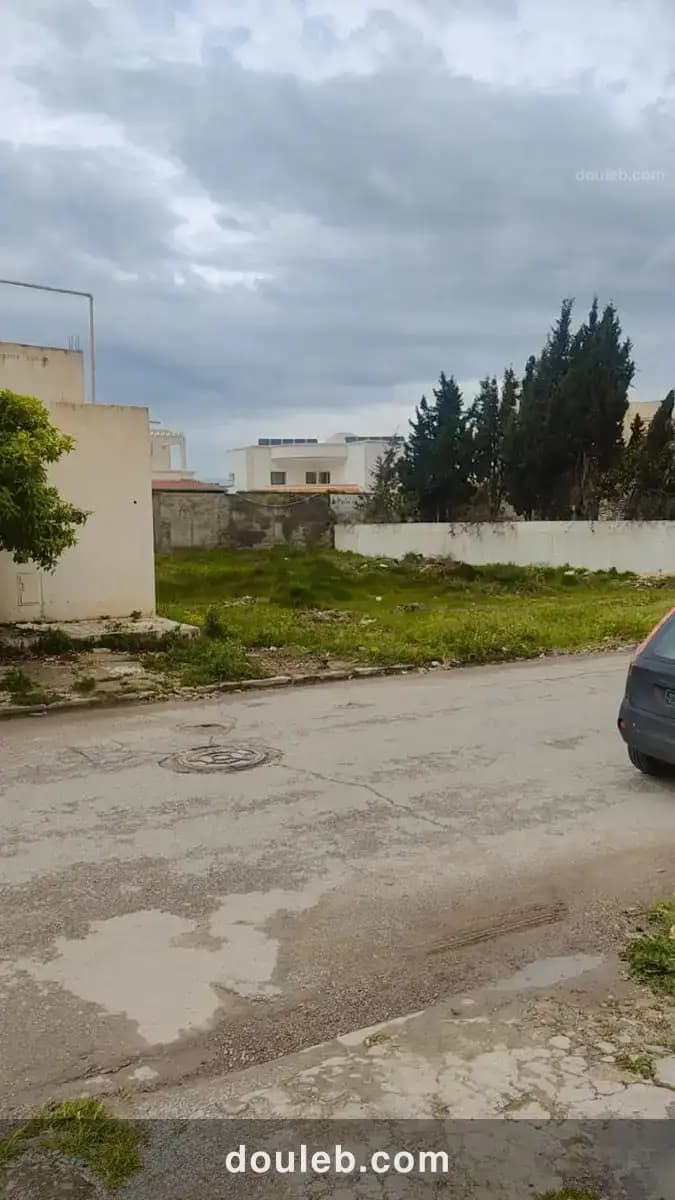 Terrain a ganiouba - Photo 1