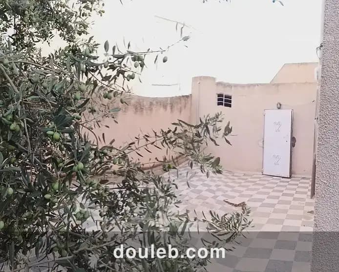 Villa 2 étages au mourouj 3 - Miniature 3