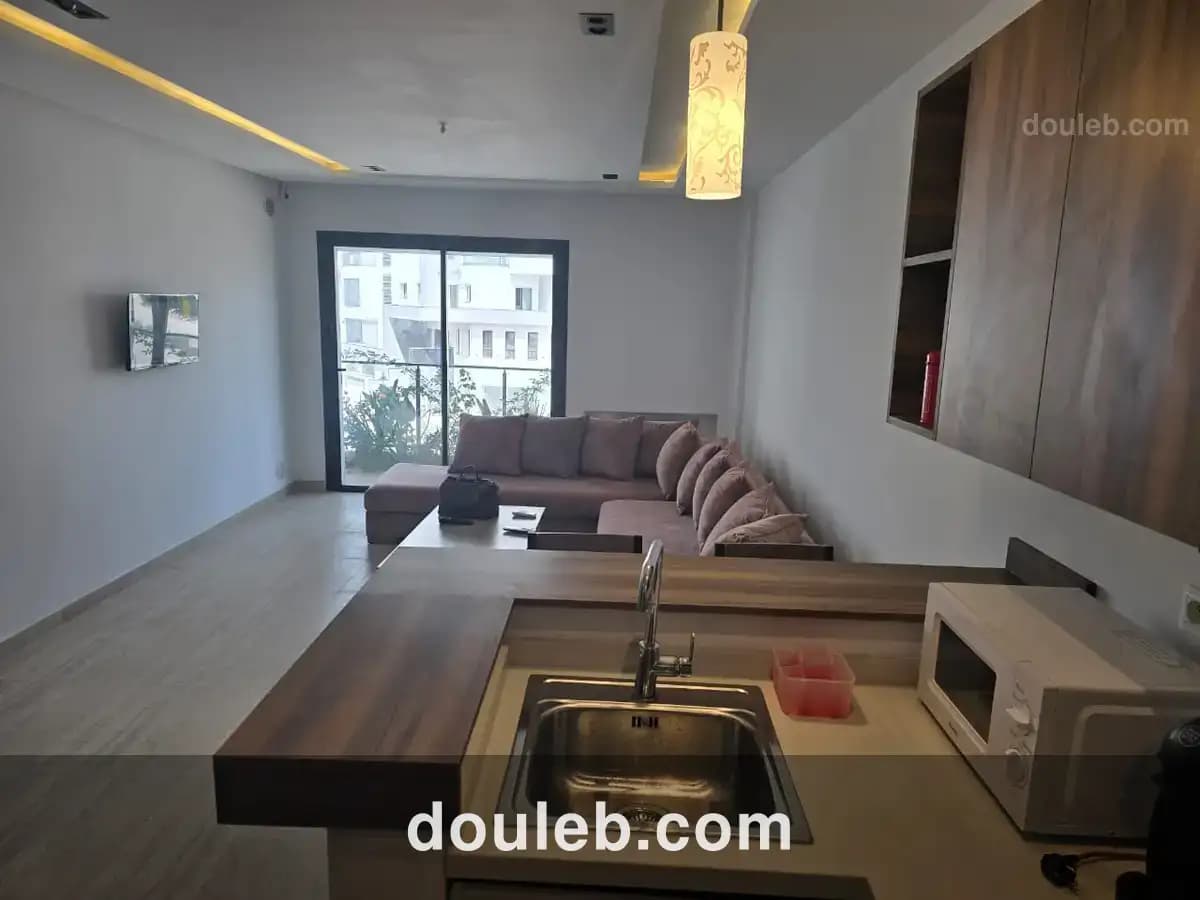 Un appartement en s1 meublé à ain zaghouen nord - Miniature 2