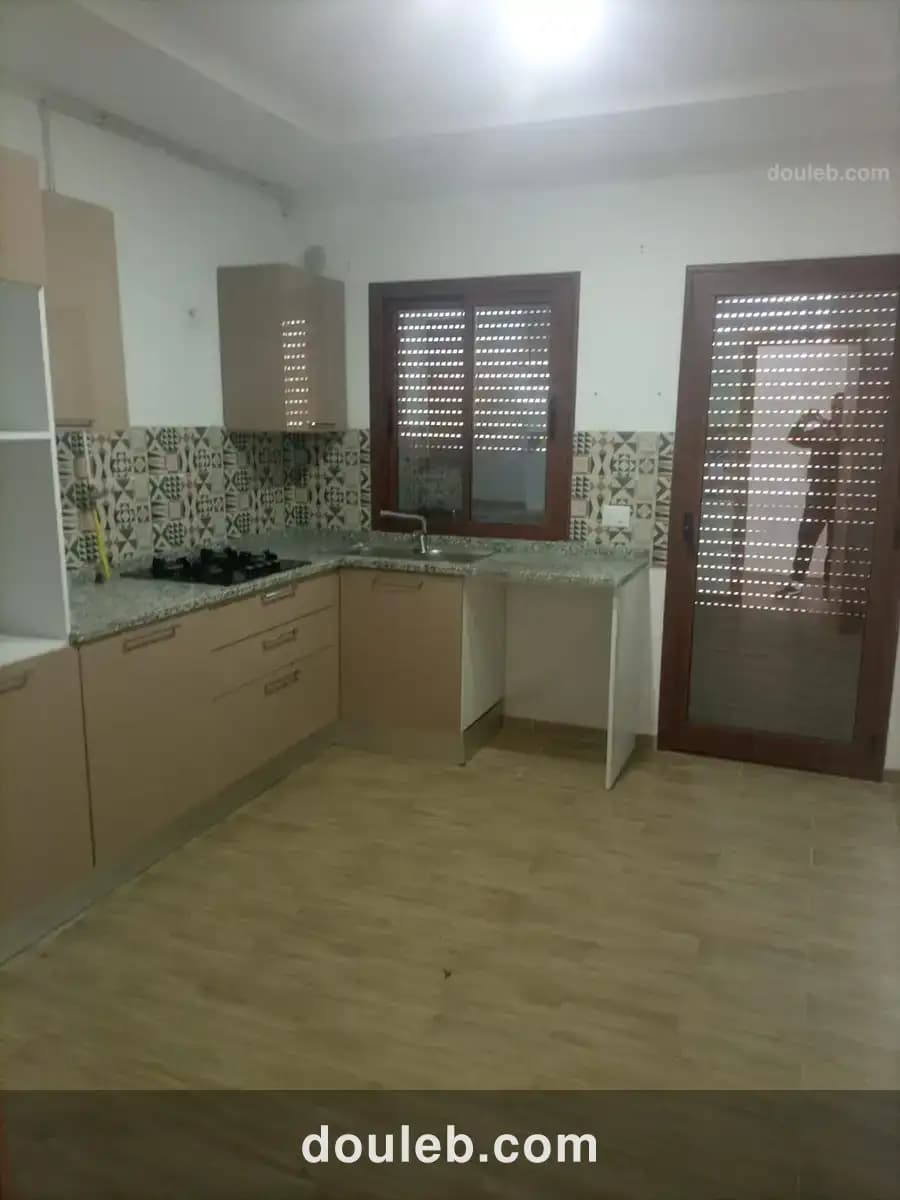 Joli appartement s2 jamis habitée - Miniature 2