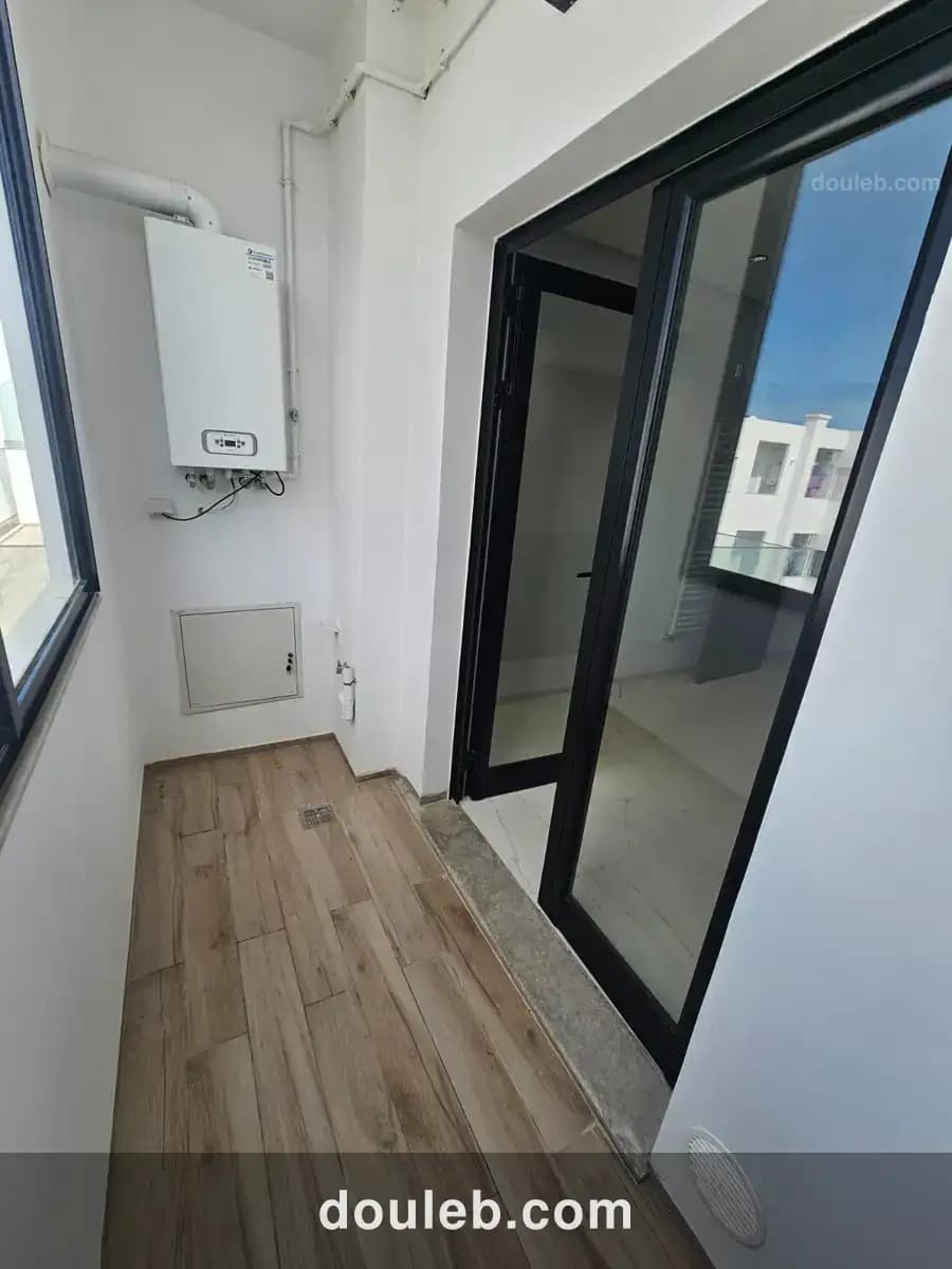 S plus trois neuf à la nouvelle soukra - Miniature 2