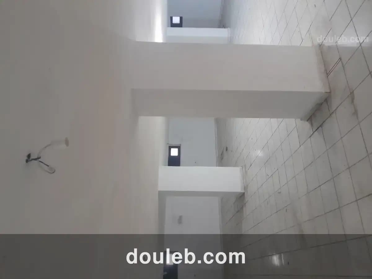 Local commercial dépôt - Miniature 2