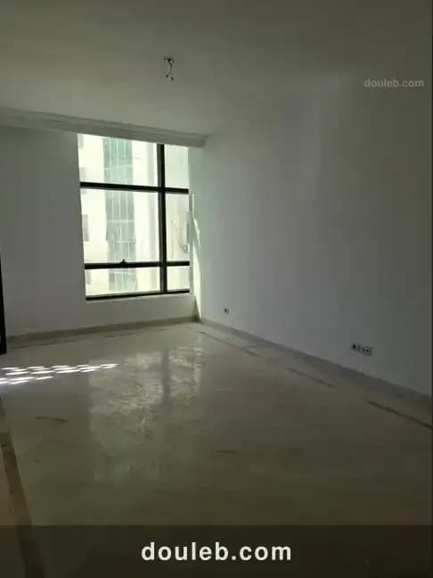 Agréable appartement à la résidence salma l'aouina - Miniature 3