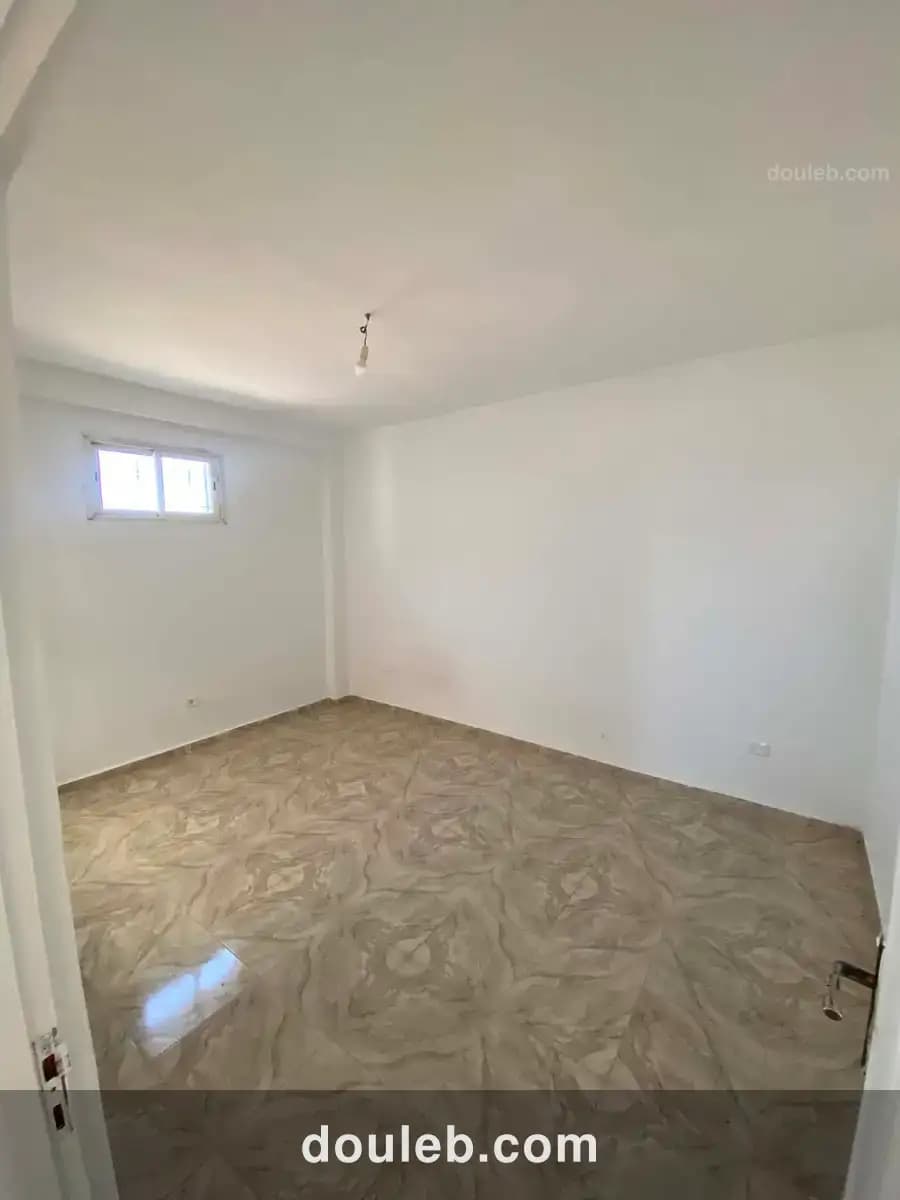 Un grand s plus 1 propre - Miniature 4