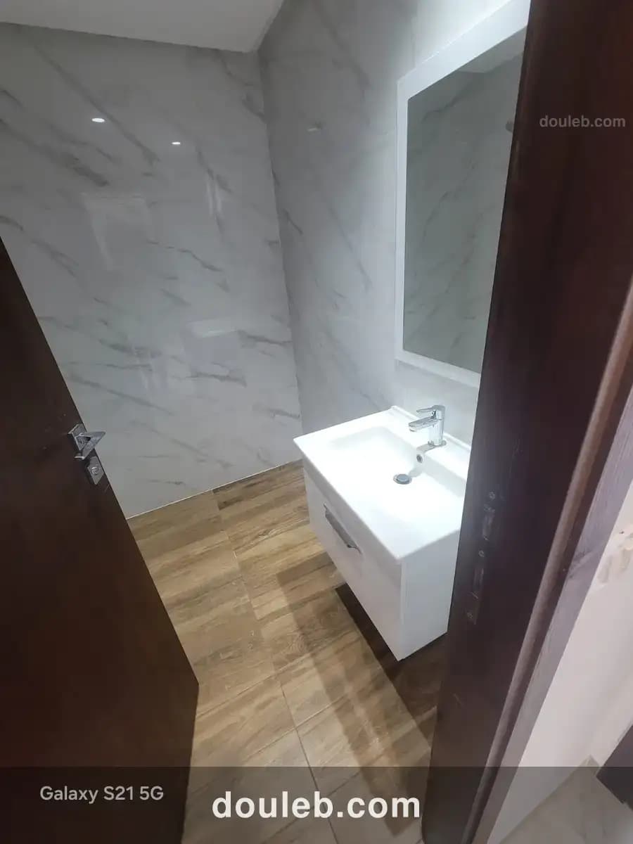 S plus 1 jamais habité - Miniature 3