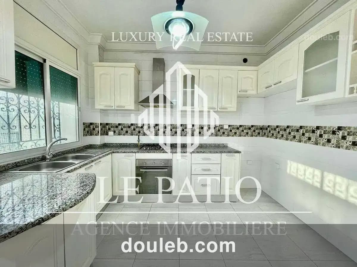 Etage de villa s3 a la marsa - Miniature 2